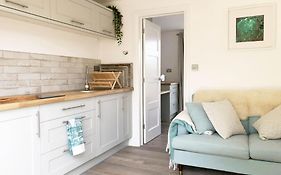 The Cuckoo'S Nest - A Romantic & Peaceful Hideaway